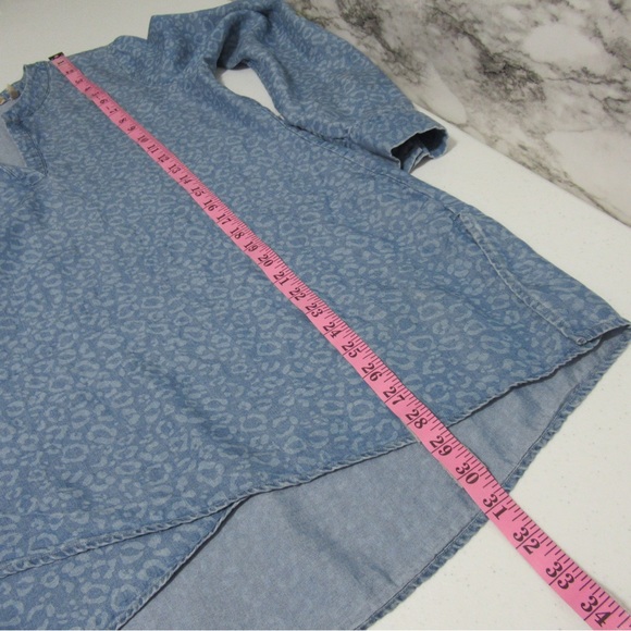 Soft Surroundings Chambray Leopard Print Pullover Tunic Top Size Small - Picture 8 of 10